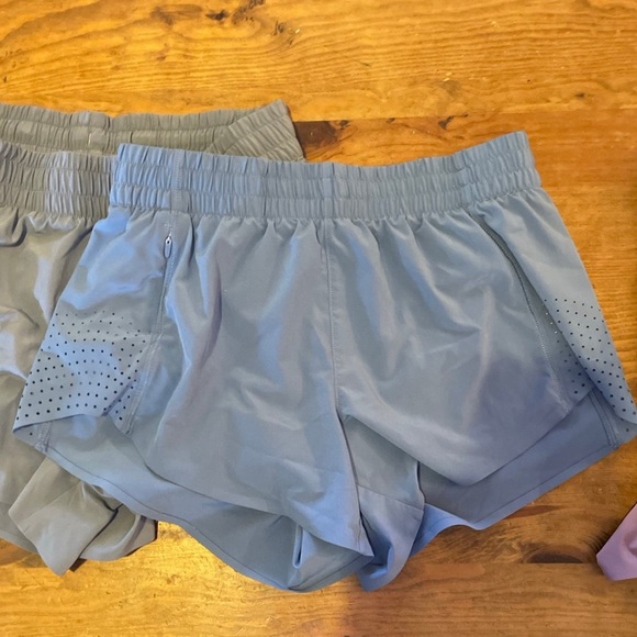 3 pairs Athleta hustle 3” shorts - Picture 2 of 7